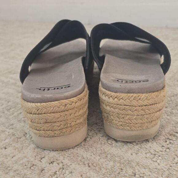 Earth | Modern Marigold Platform Sandals - Picture 5 of 8